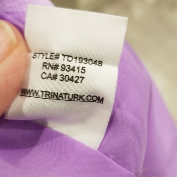 💕TRINA TURK💕 Cameron V-Neck Flounce Dress Lilac - Picture 8 of 8